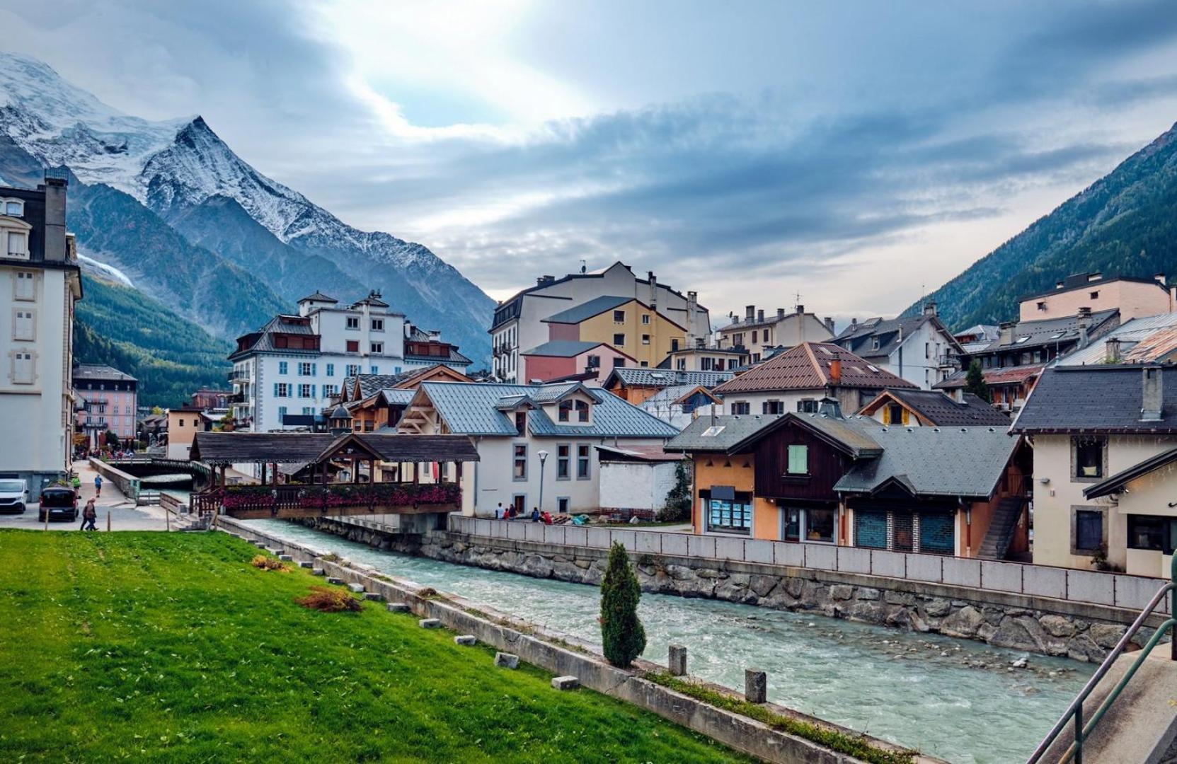 Apartment Vila 1 - Cosy Central Chamonix Loft Bagian luar foto
